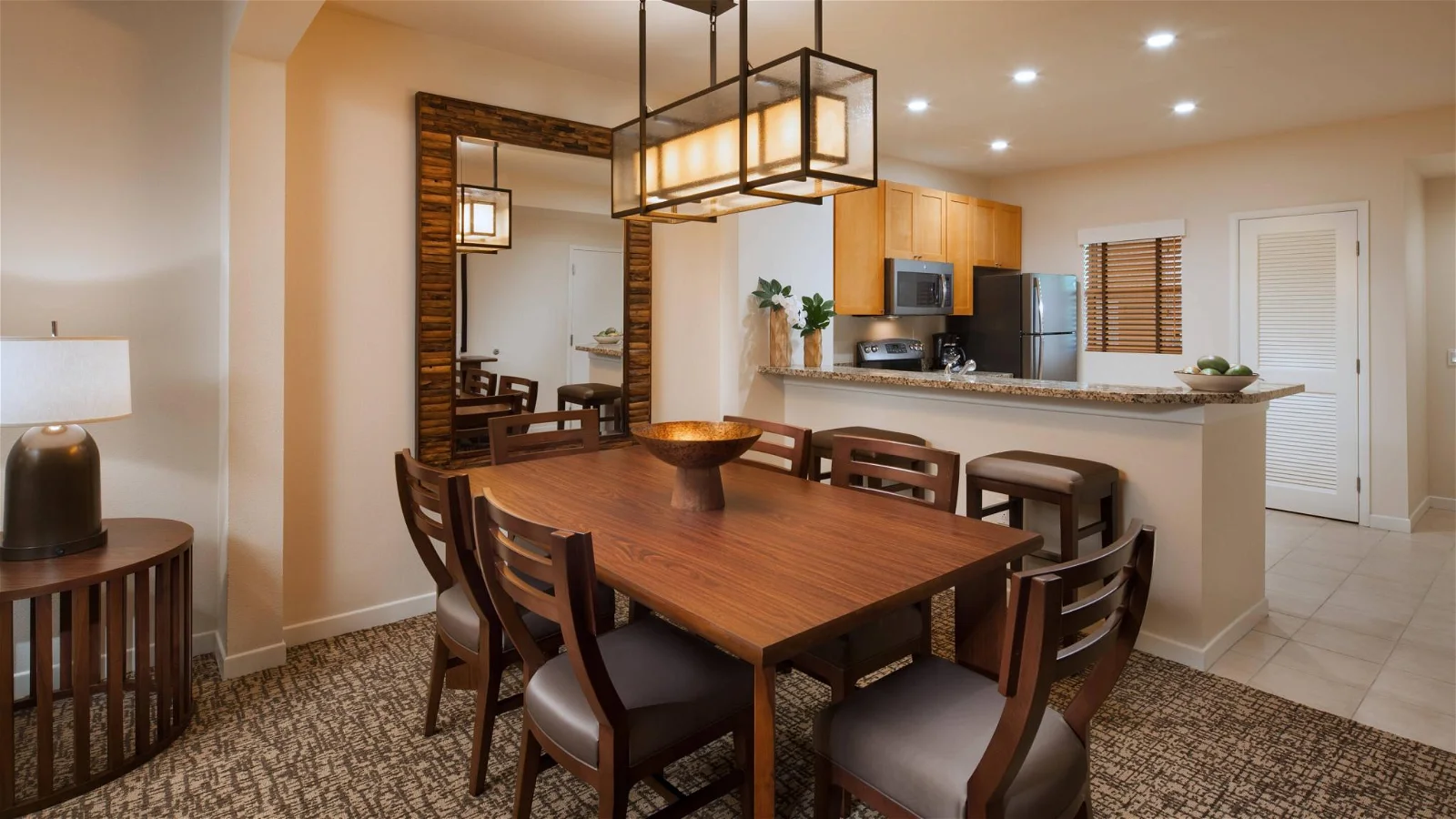 Dining Area Dining Area