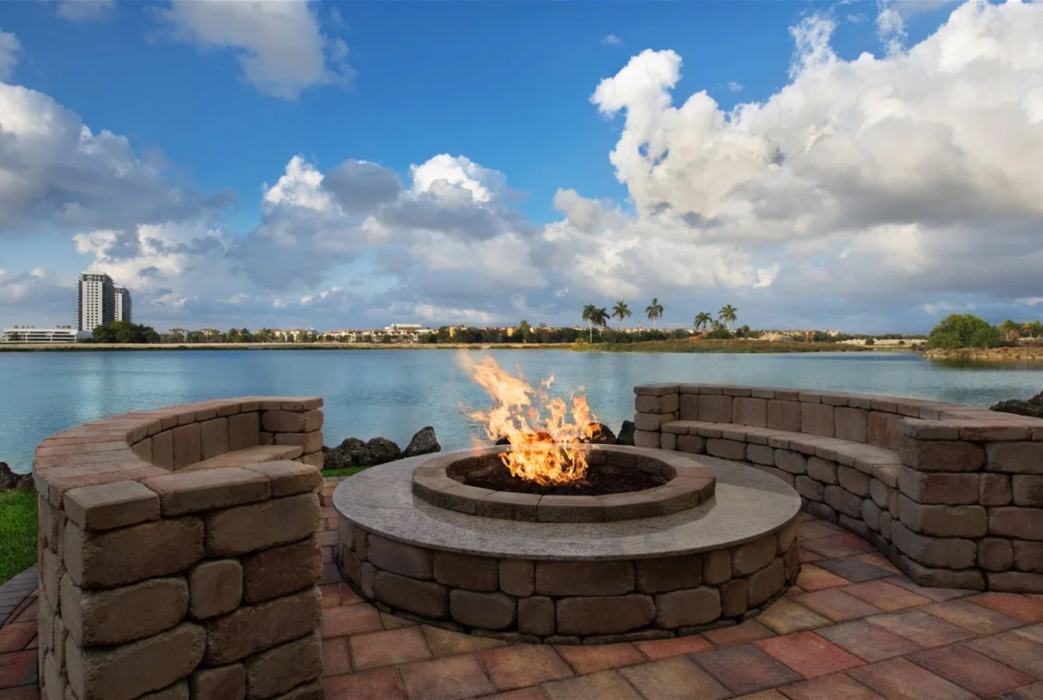 Marriott's Villas at Doral Fire Pit