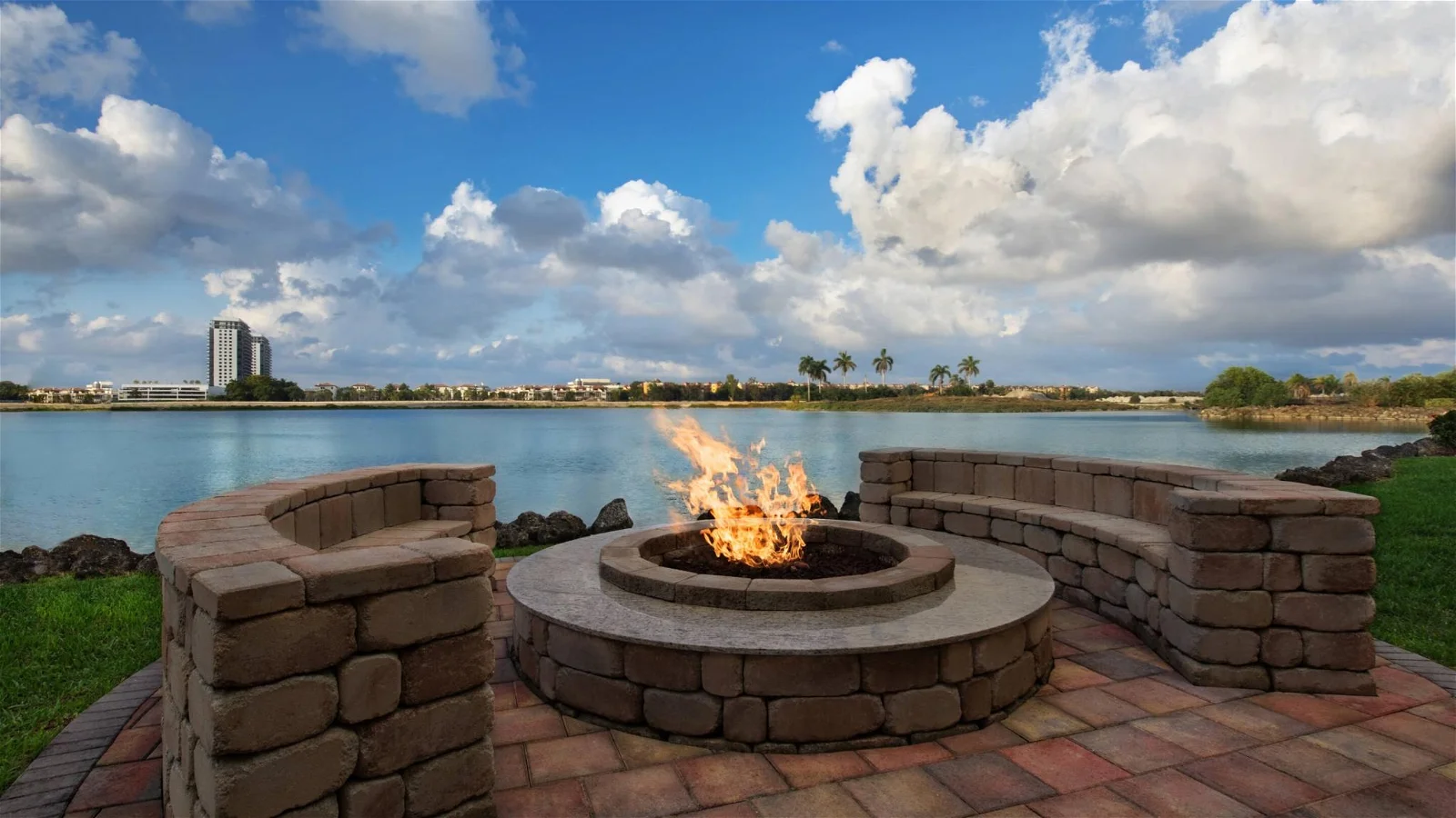 Marriott's Villas at Doral Fire Pit