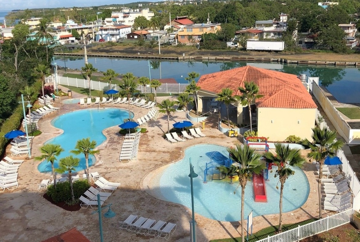 Aquarius Vacation Club At Boqueron Beach pool