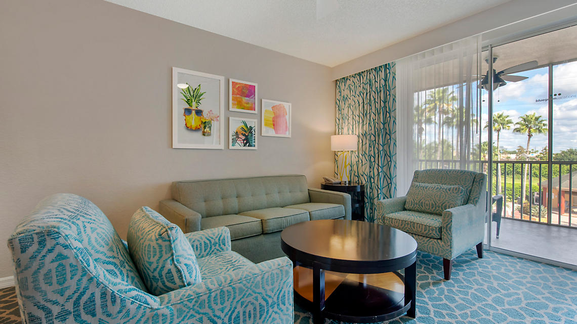 Bluegreen Resorts, Orlando’s Sunshine Resort living room