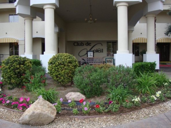 Club De Soleil Entrance