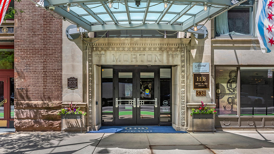Hotel Blake Chicago a Bluegreen Resort Exterior