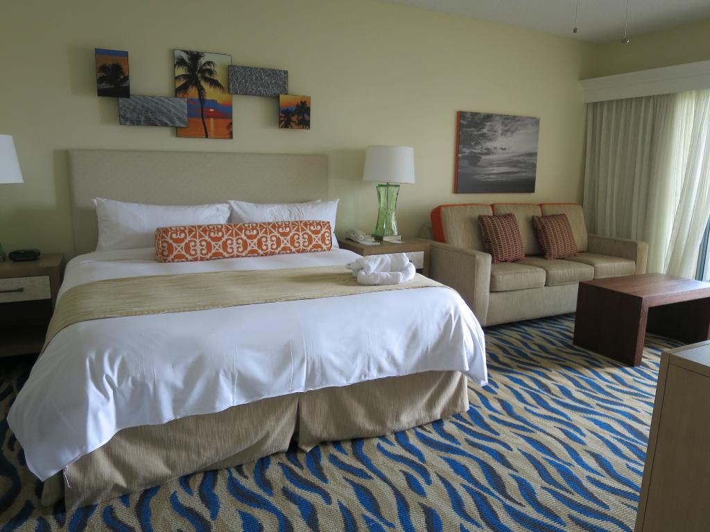 Marriott's Beachplace Towers Bedroom