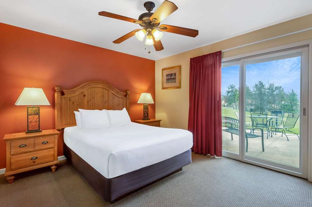 Wyndham Tamarack Bedroom