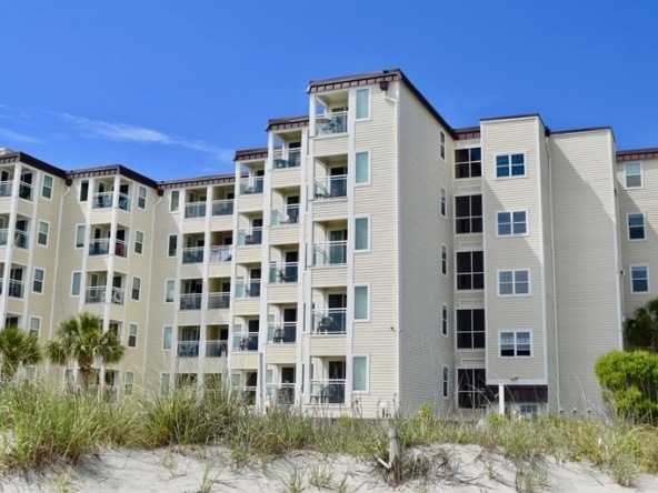 A place at the Beach Windy Hill building