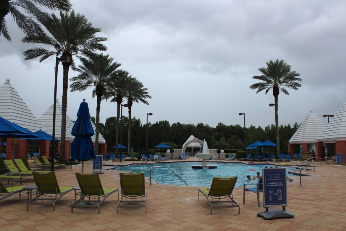 Hilton Grand Vacations SeaWorld Pool