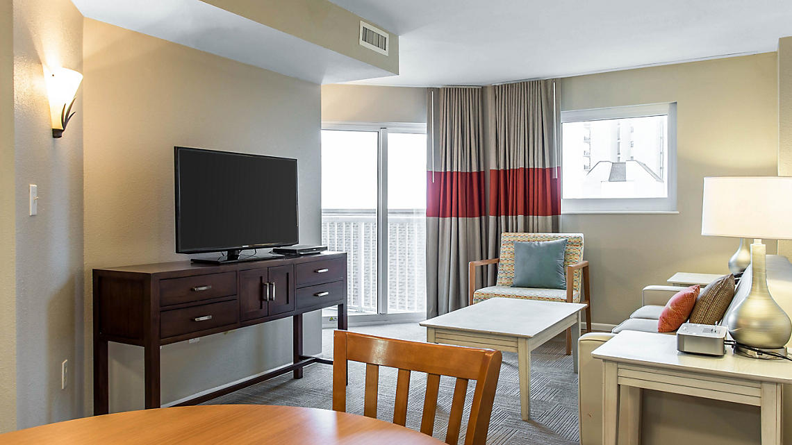 shore crest vacation villas II, a bluegreen resort living room