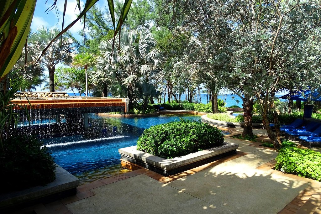 Marriott's Phuket Beach Club