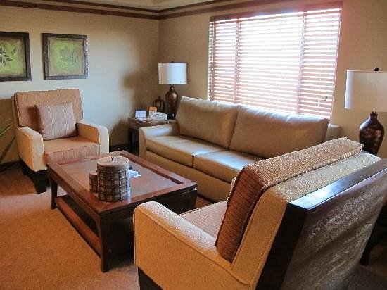 Sedona Summit living room