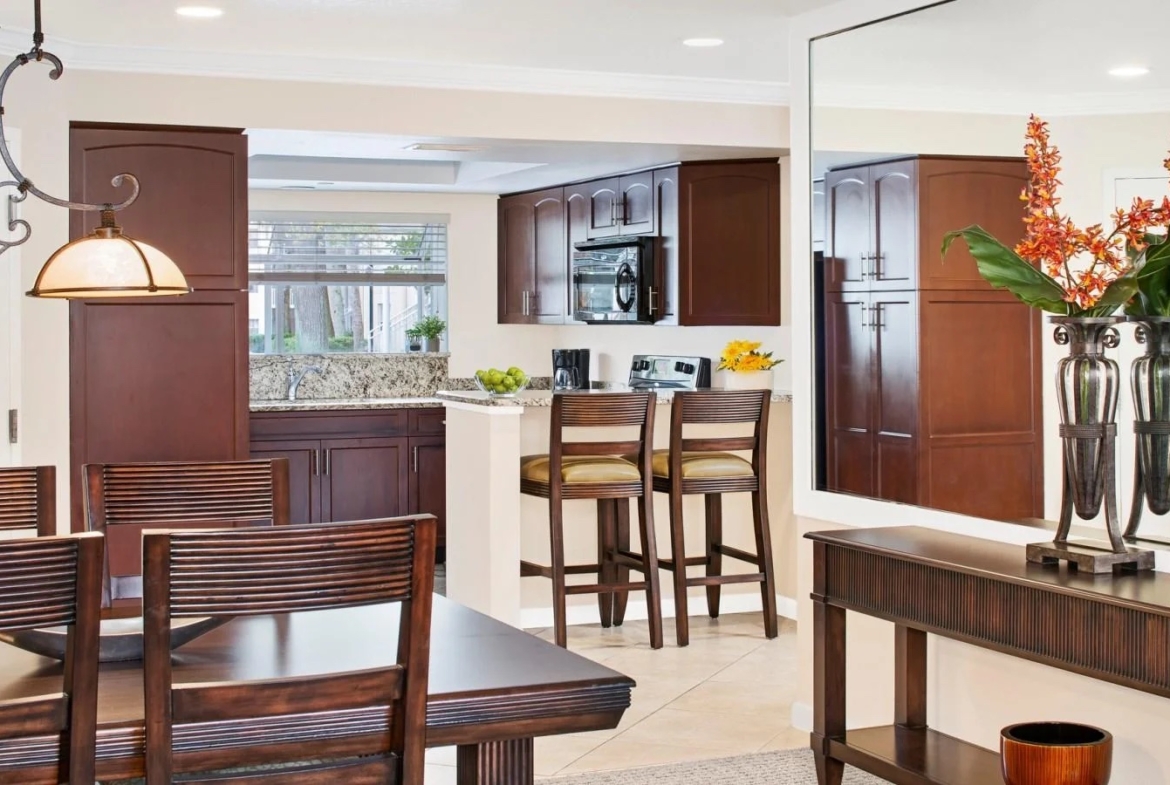 sheraton vistana resort dining area