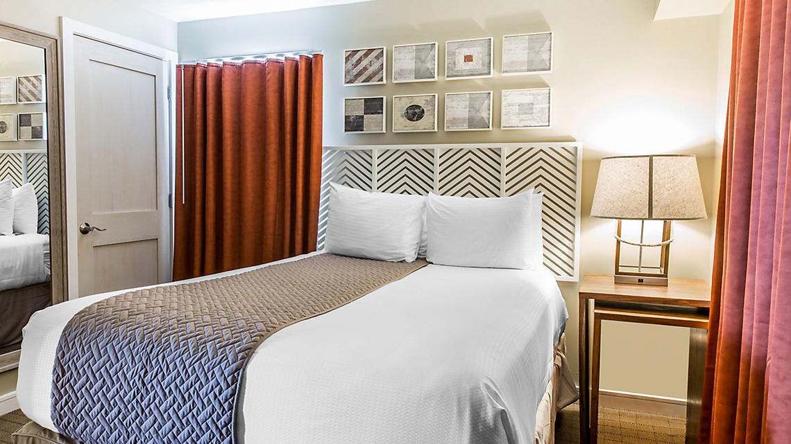 soundings seaside guest room