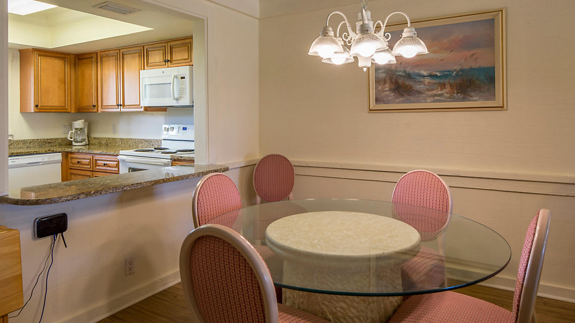 Tropical Sands Resort Dining Area