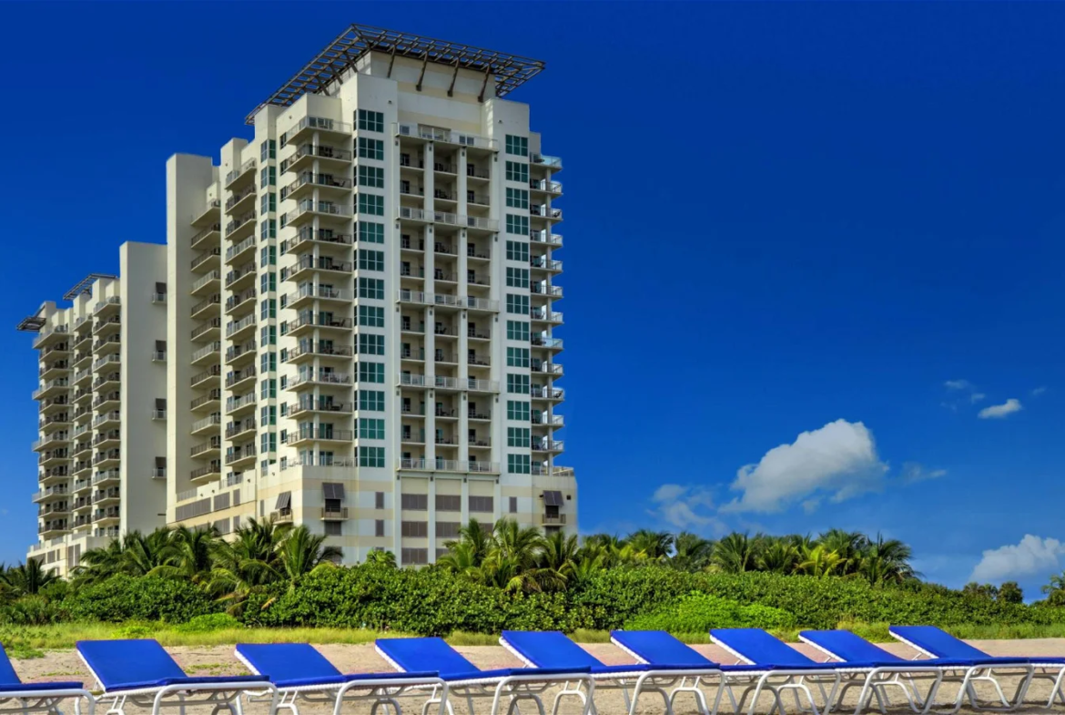 Marriott's Oceana Palms Exterior