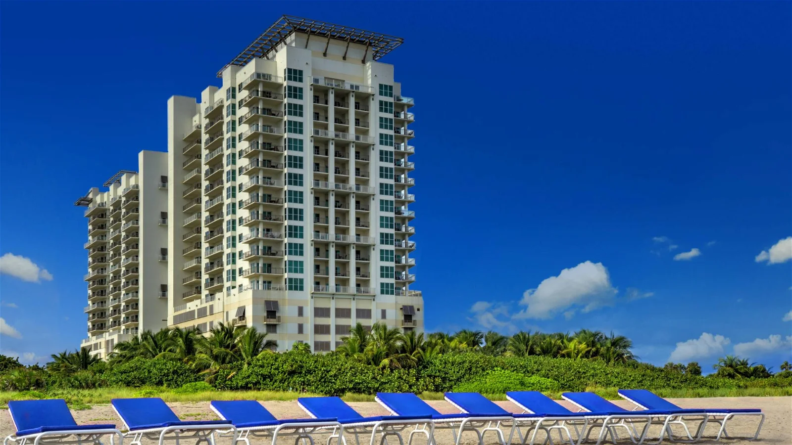 Marriott's Oceana Palms Exterior