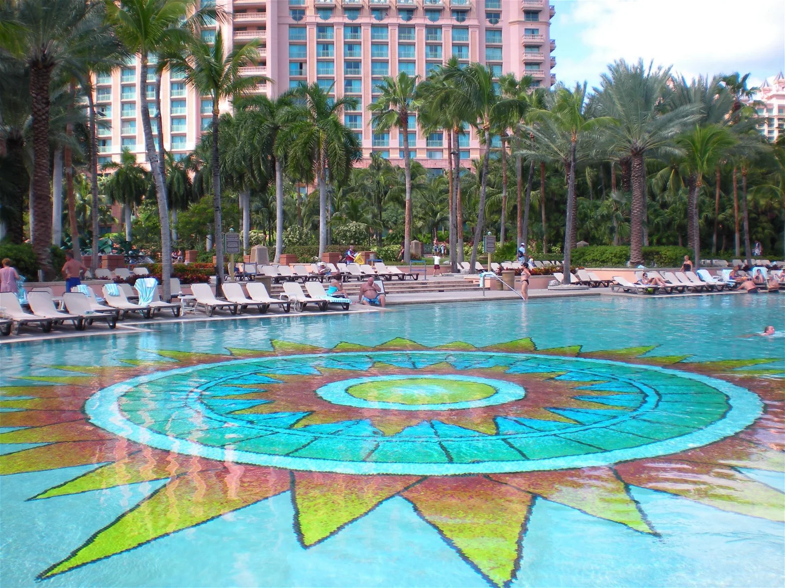 Harborside Resort at Atlantis I Pool Swimming pool