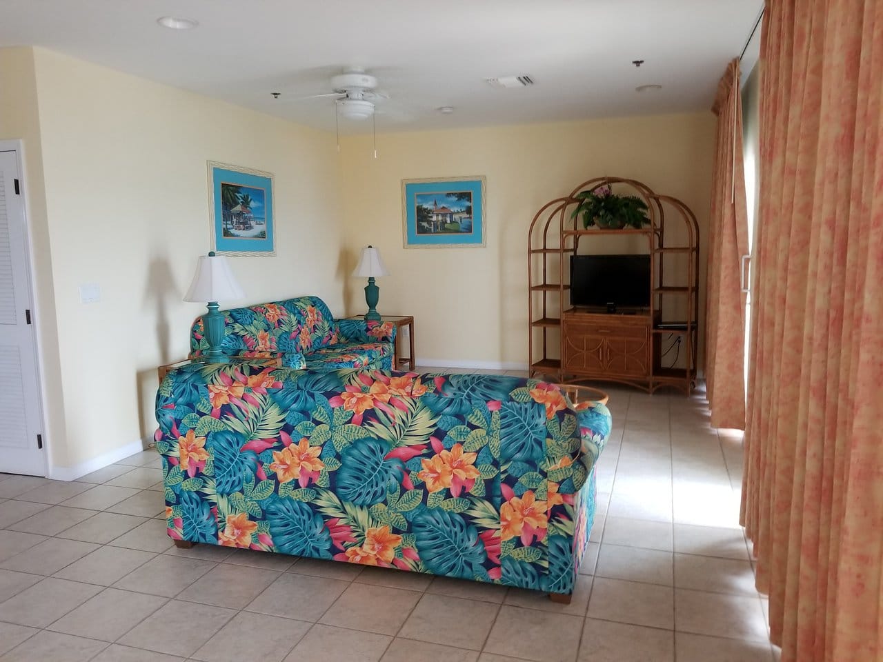 Morritts Tortuga Club Living Room Morritts Tortuga Club Living Room