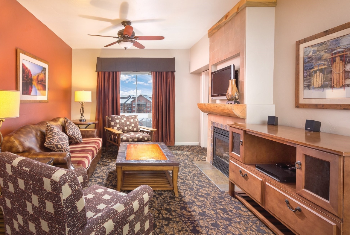 Living Area: Wyndham Steamboat Springs Resort