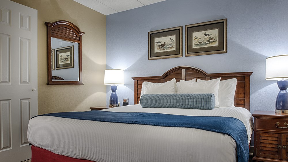 Wyndham Inn On Long Wharf Bedroom