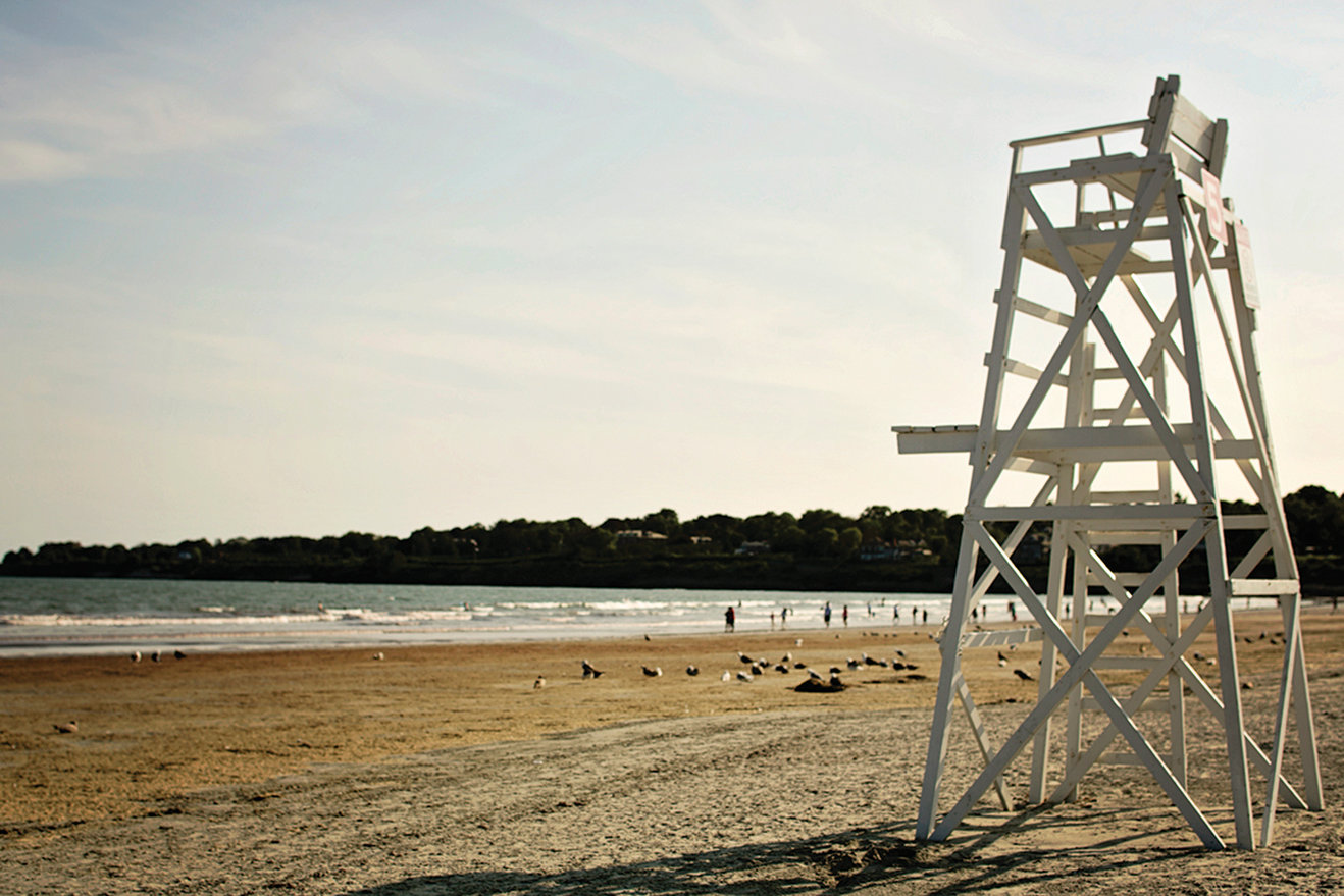 Newport Beach nearby beach