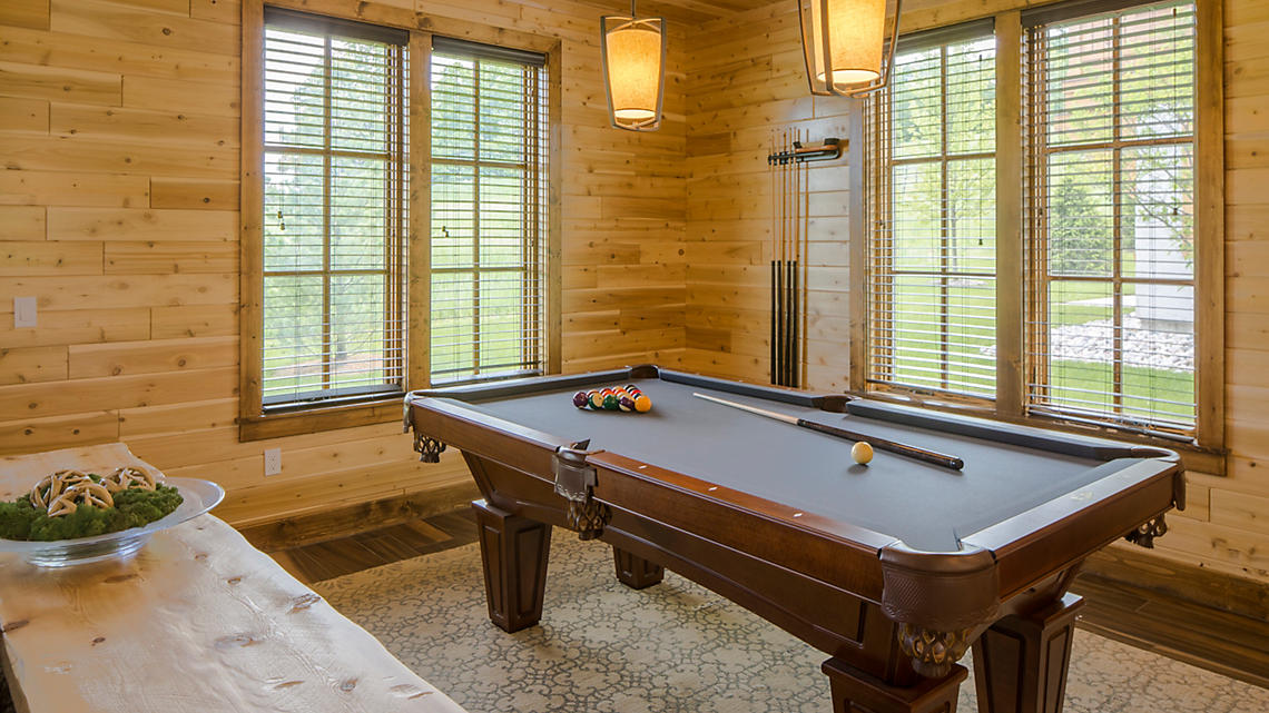 Mountain Run at Boyne, a Bluegreen Resort Presidential Pool Table