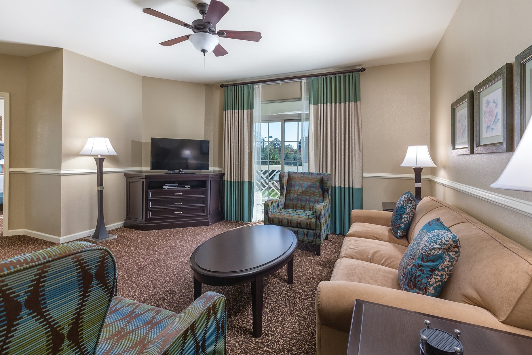 Wyndham Governors Green Living