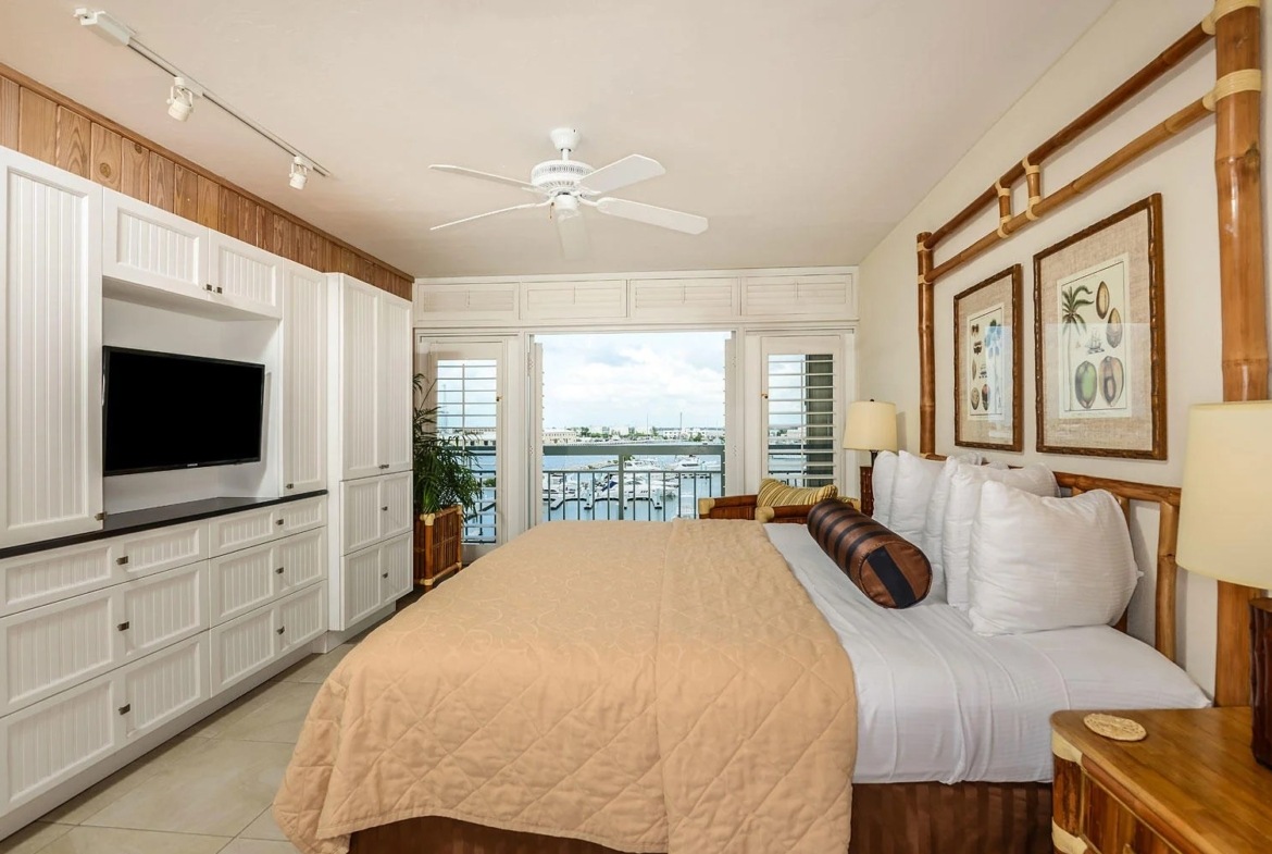 the galleon resort master