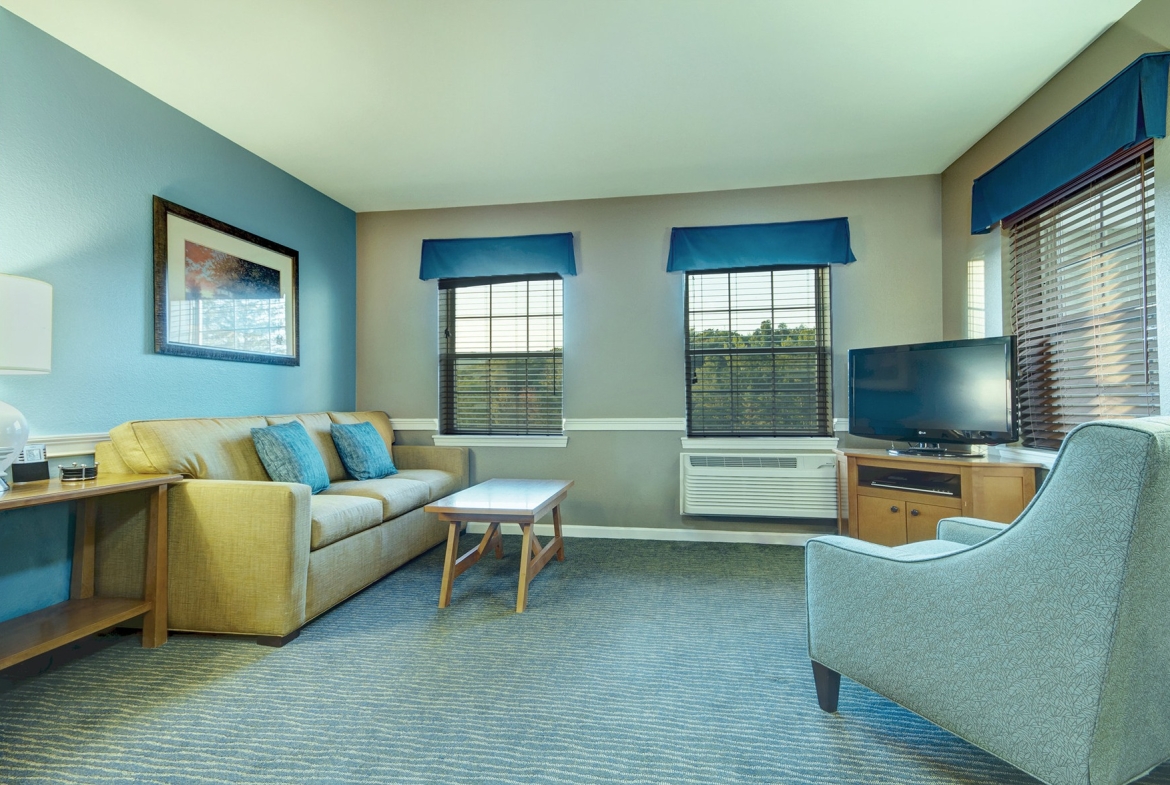 Wyndham Bentley Brook living room