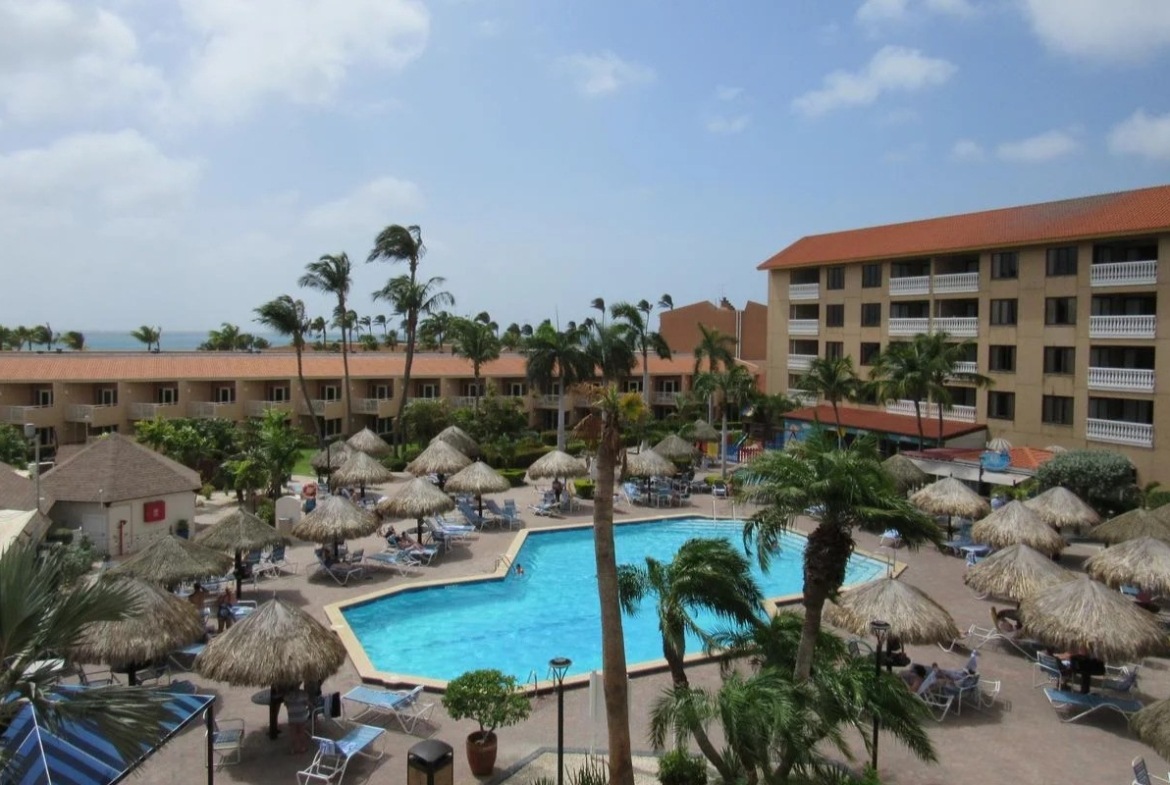 Casa Del Mar Beach Resort Aruba Pool