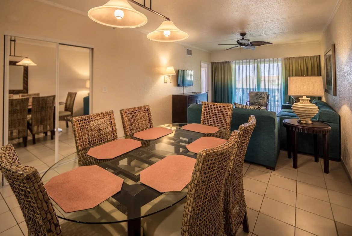 Casa Del Mar Beach Resort Dining area