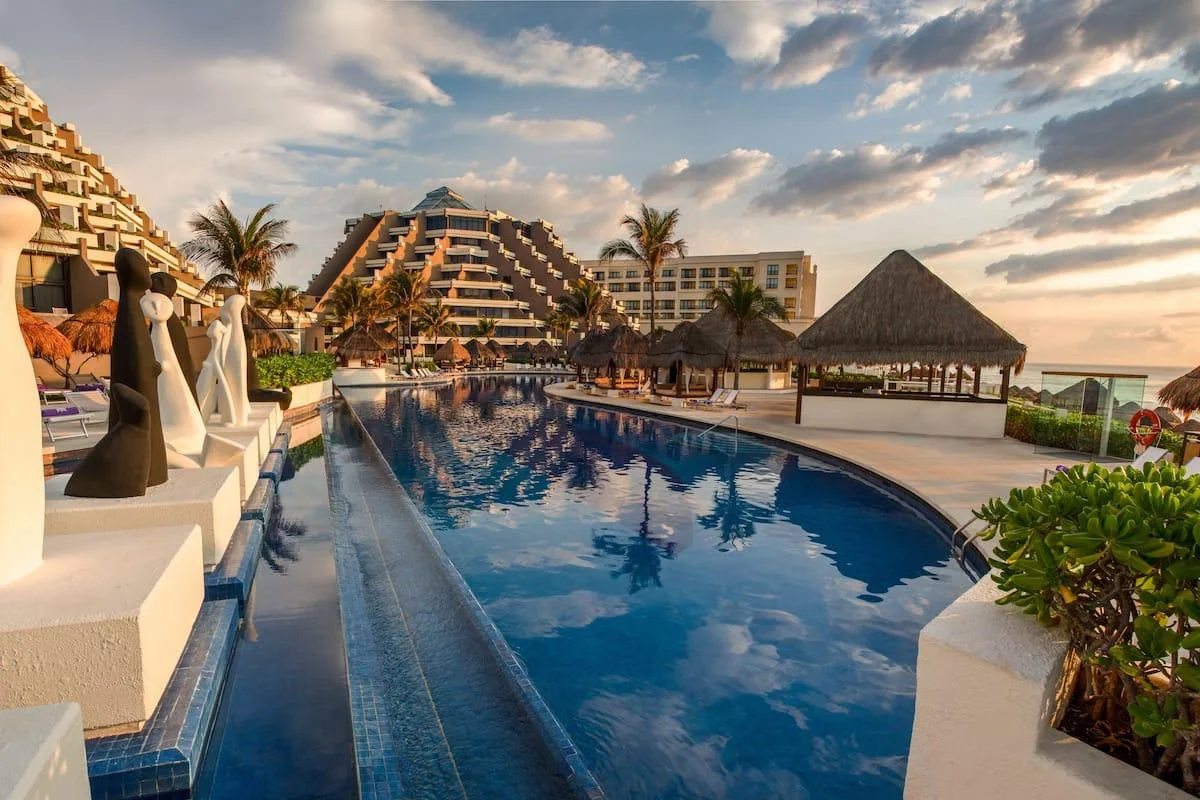 Gran Melia Cancun Pool Outdoor pool and resort exterior