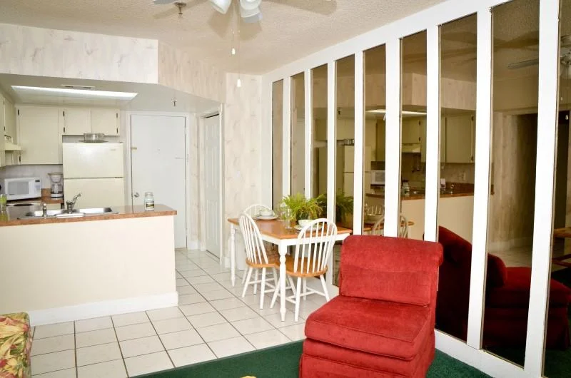 Kitchen and dining area