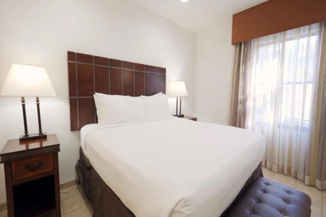 Los Abrigados Resort And Spa Bedroom Bedroom