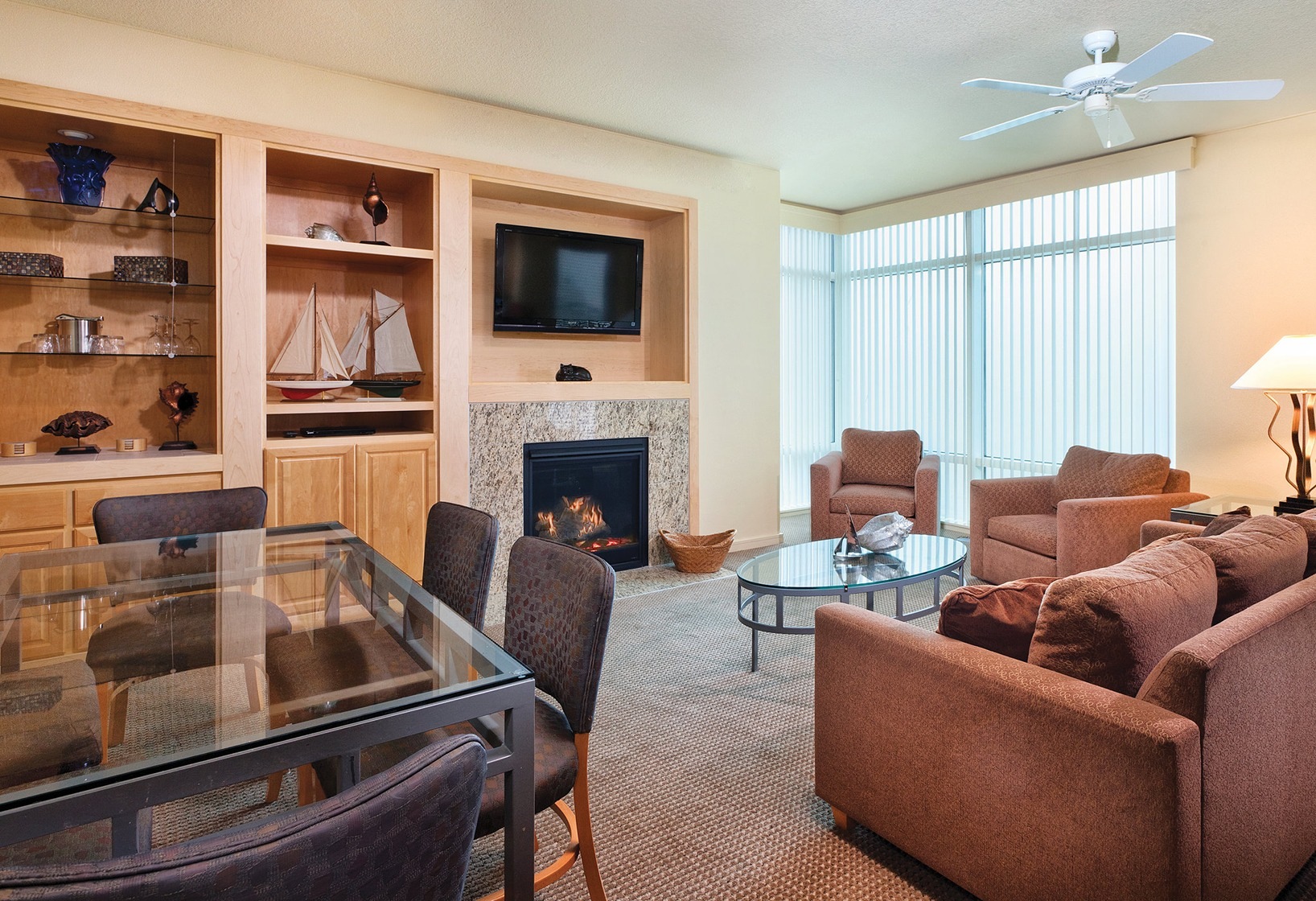 Worldmark Seaside Living and Dining Area worldmark seaside living area