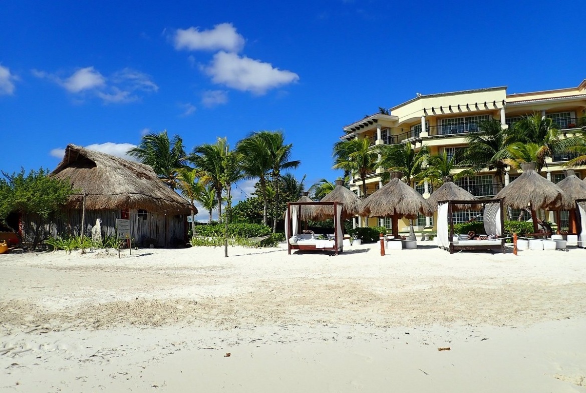 Wyndham El Cid Marina Beach Hotel - Yacht Club Beach