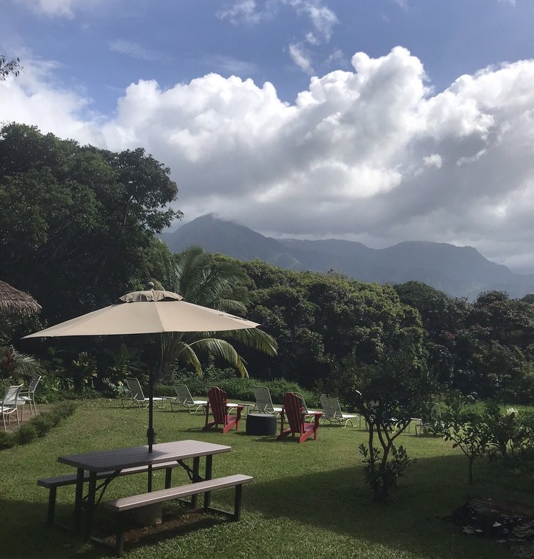 grill and lounge area