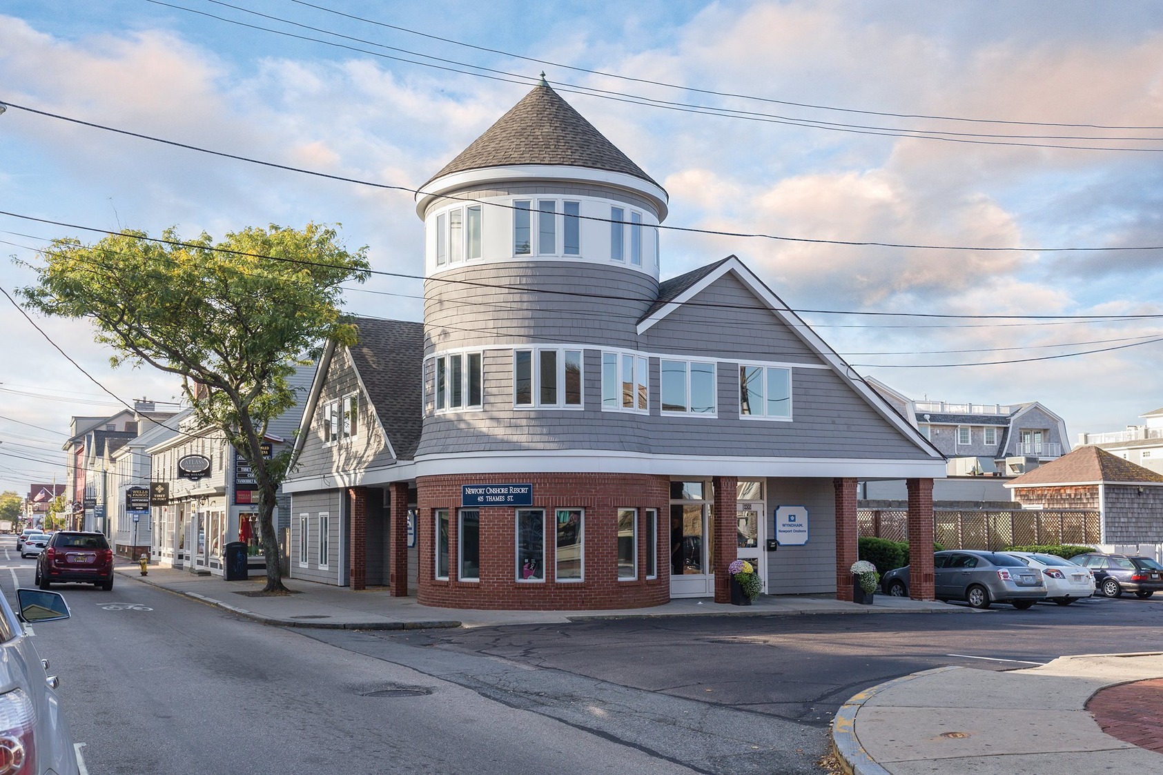 Wyndham Newport Onshore front view