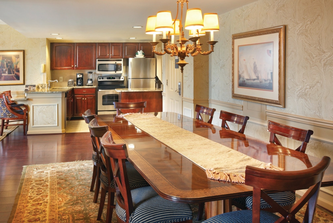 Wyndham Old Town Alexandria dining