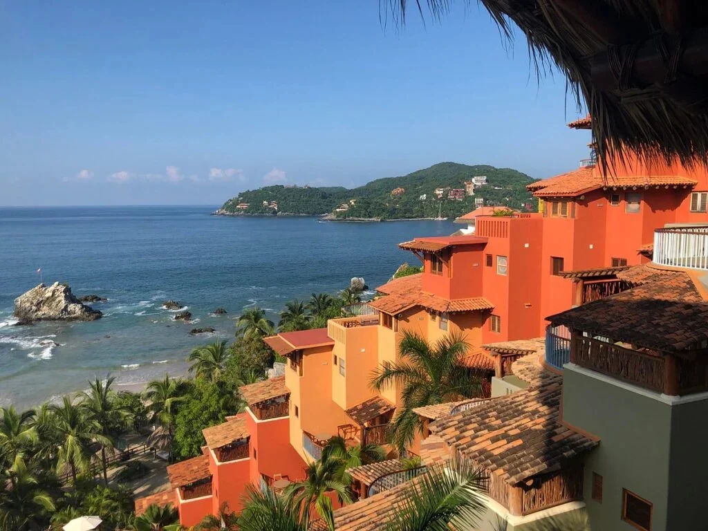 embarc resorts zihuatanejo
