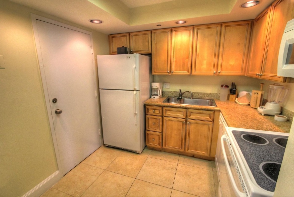 Fort Lauderdale Beach Resort Kitchen