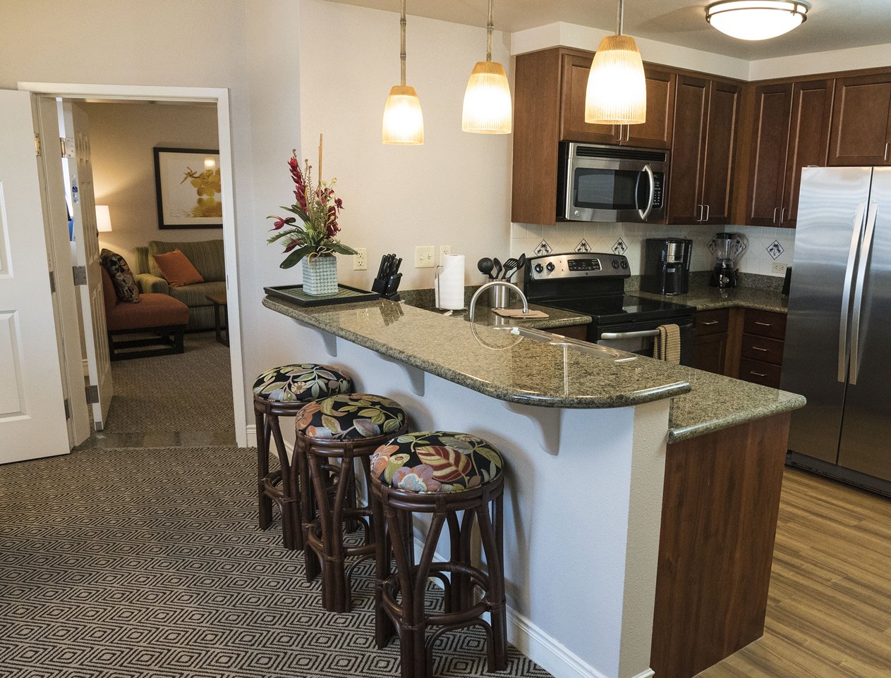 tahiti village kitchen