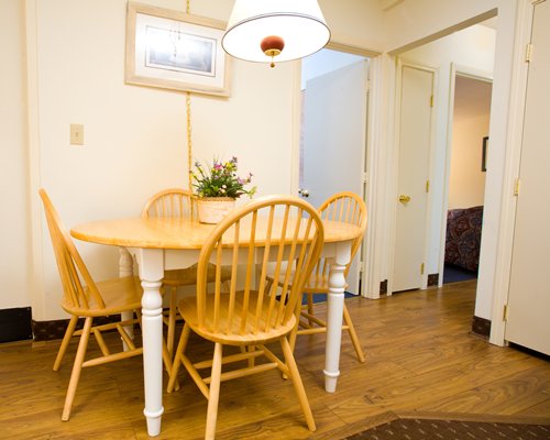 Village Of Winnipesaukee Dining Area