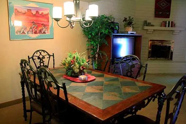 Villas Of Sedona Dining Area