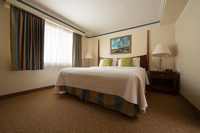 Villa Roma Resort Lodges Bedroom