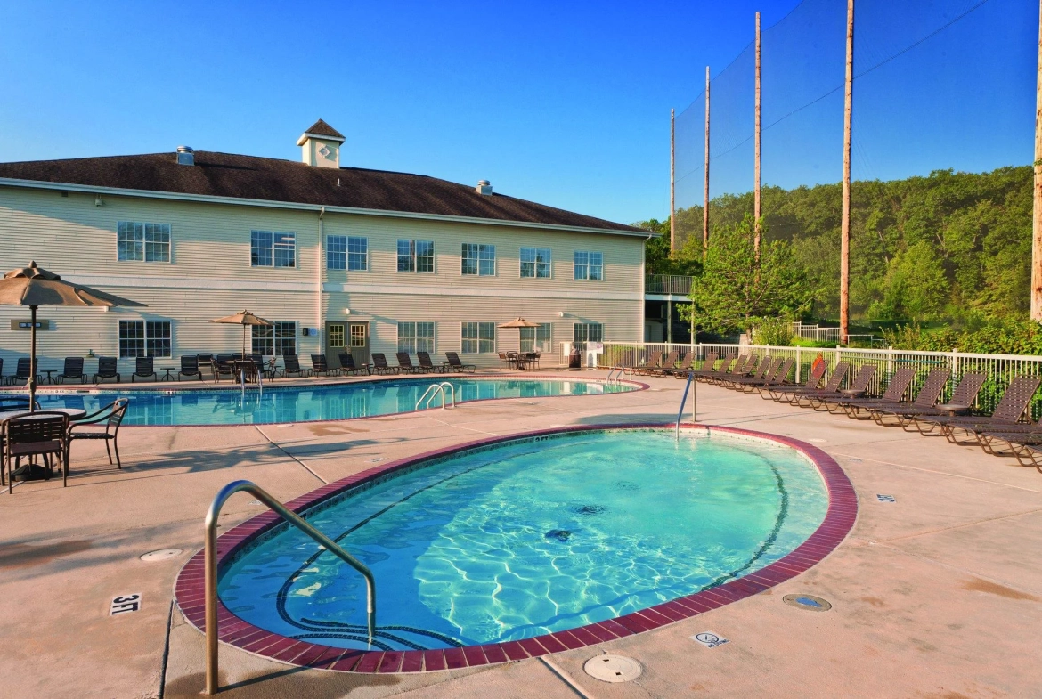 WorldMark Branson Hot Tub