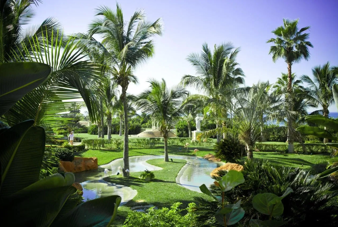 Pueblo Bonito Resort At Emerald Bay Grounds