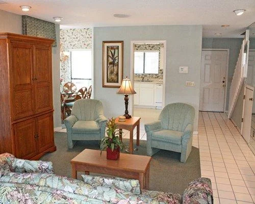 Port O'Call Living Area
