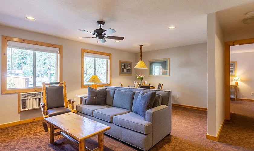 Red Wolf Lodge At Olympic Valley Living Area 2