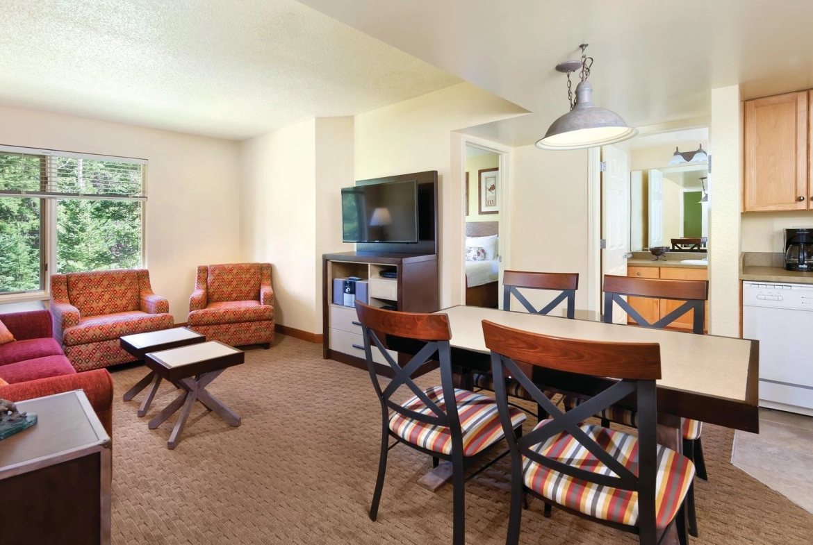 WorldMark Canmore-Banff Dining Area