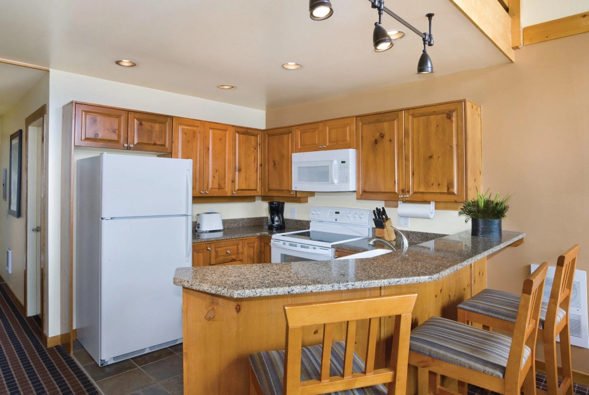 Kitchen: WorldMark Whistler Sundance